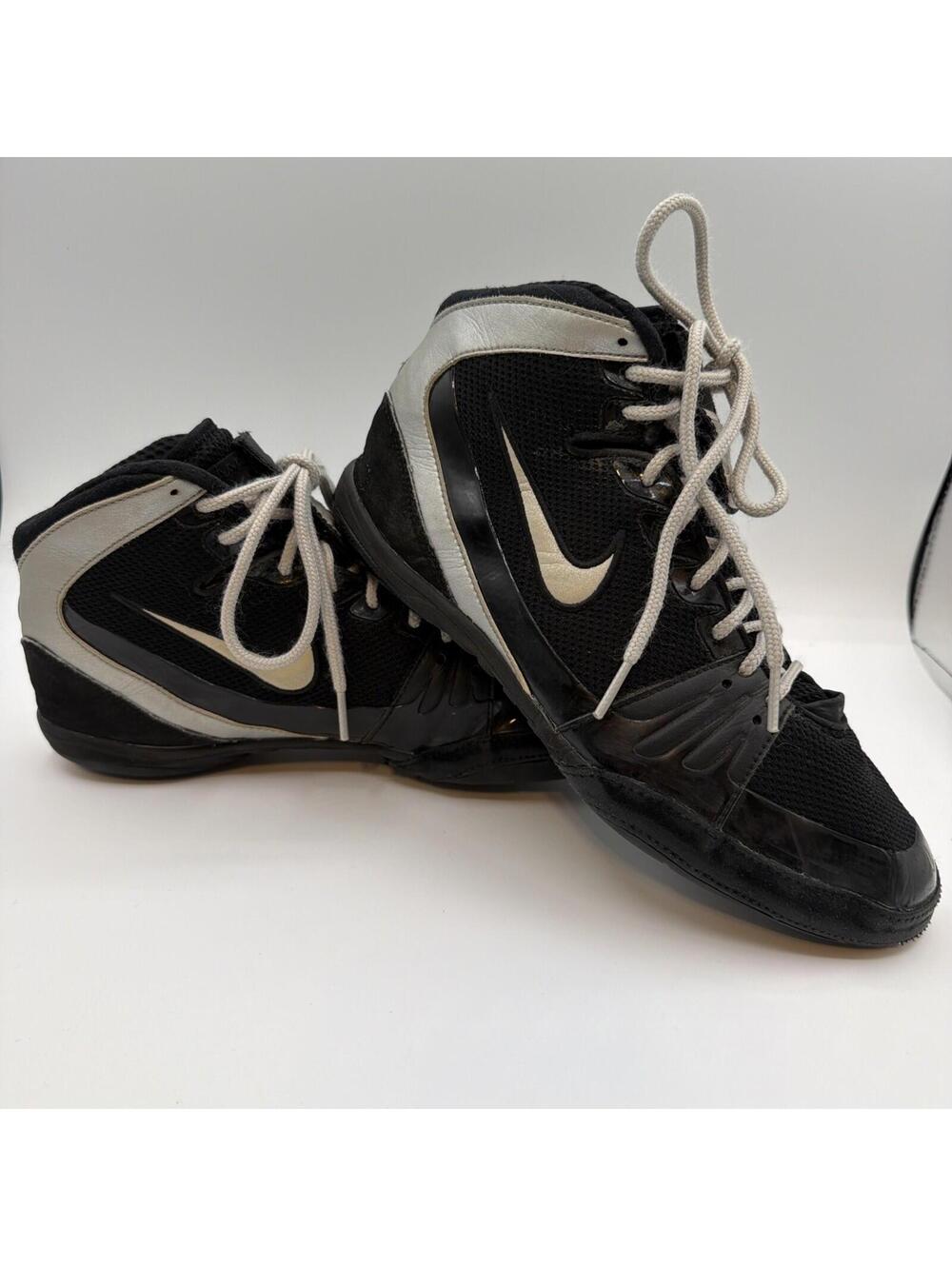 Nike Freek Wrestling Shoes Sz 8.5 Black Silver Y2K Den Gable
